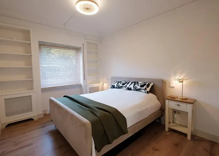 New Haven @mayflower 아파트 헨트